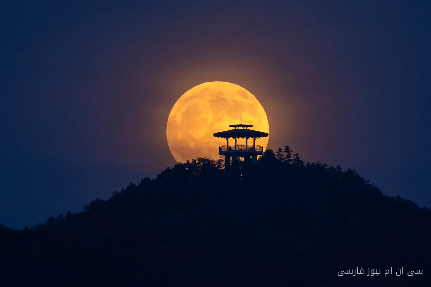 Himmlisches Wunder: Blutmond in der Nacht Amerikas!
